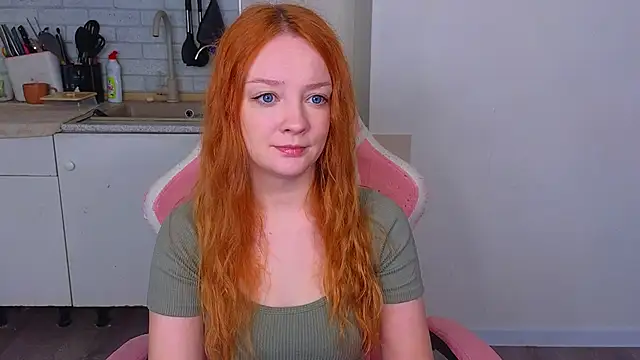 Snapshot of Radiants_two chatting on May 3, 2026, 2:53 pm Radiants two online show from May 3, 2026, 2:53 pm