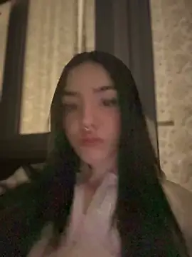 Snapshot of ShannonShanny chatting on February 21, 2025, 6:48 pm ShannonShanny online show from February 21, 2025, 6:48 pm