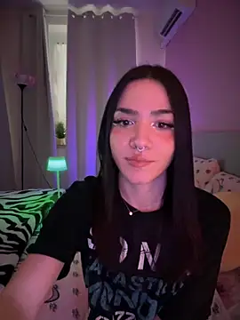 Snapshot of ShannonShanny chatting on October 16, 2025, 12:24 pm ShannonShanny online show from October 16, 2025, 12:24 pm