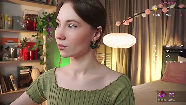 askaudrey  online show from March 5, 2025, 2:01 pm