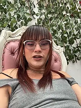 Snapshot of miss_gisselle chatting on November 22, 2025, 3:22 pm miss gisselle online show from November 22, 2025, 3:22 pm