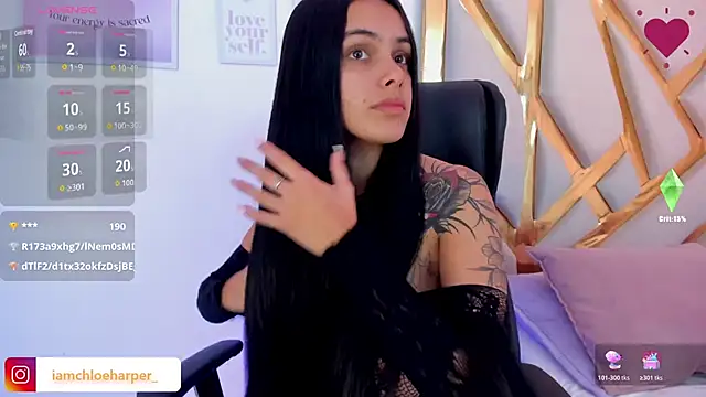 Snapshot of ChloeHarper_ chatting on November 6, 2025, 6:34 pm ChloeHarper online show from November 6, 2025, 6:34 pm