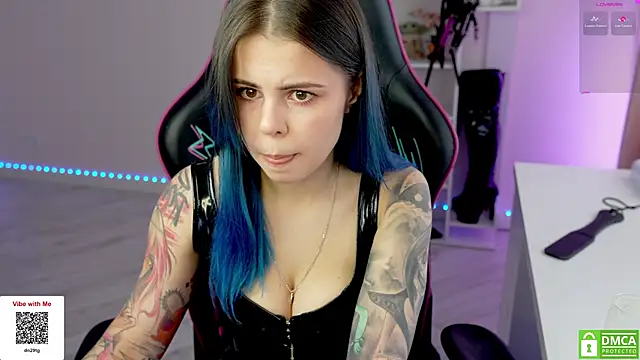 Snapshot of Latex_Kitty chatting on January 13, 2026, 12:09 pm Latex Kitty online show from January 13, 2026, 12:09 pm