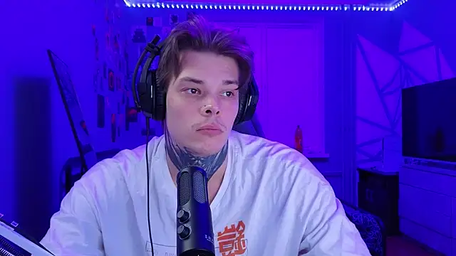 DENIS HERE online show from February 18, 2025, 12:37 am