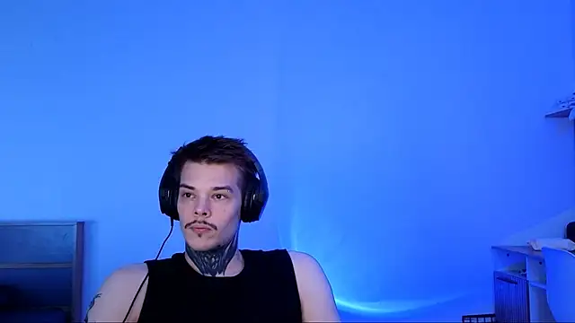 DENIS HERE online show from November 27, 2025, 6:19 pm