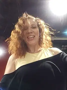 Exhibitionsplit online show from February 21, 2026, 10:45 pm