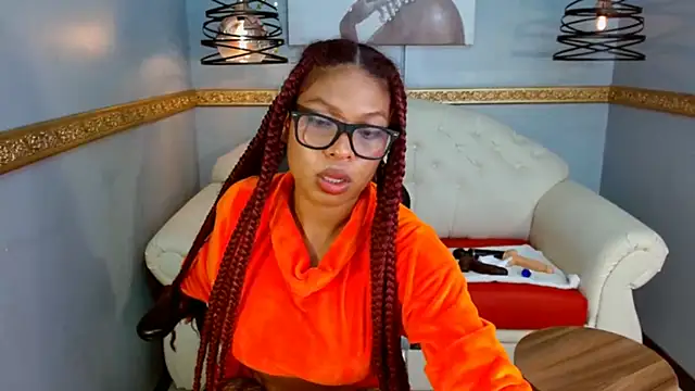 Snapshot of Naomi_Tylers chatting on November 1, 2025, 10:25 pm Naomi Tylers online show from November 1, 2025, 10:25 pm