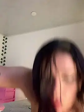 violet-333 online show from January 27, 2025, 9:22 pm