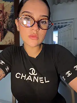 violet-333 online show from July 9, 2026, 3:11 pm