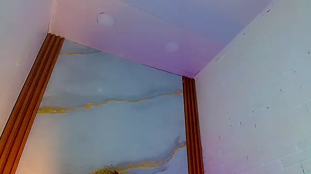 Snapshot of CoralineSweett chatting on October 26, 2025, 6:41 pm CoralineSweett online show from October 26, 2025, 6:41 pm