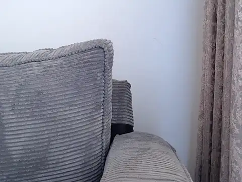 black   ghodess online show from April 4, 2026, 12:45 pm