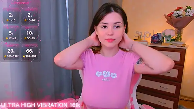 Snapshot of cutie_mili chatting on October 12, 2025, 6:15 am cutie mili online show from October 12, 2025, 6:15 am