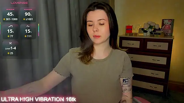 Snapshot of cutie_mili chatting on May 14, 2026, 9:17 am cutie mili online show from May 14, 2026, 9:17 am