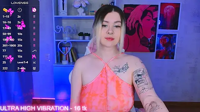 Snapshot of cutie_mili chatting on March 12, 2025, 6:18 am cutie mili online show from March 12, 2025, 6:18 am