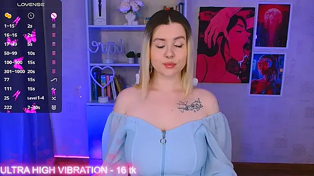 Snapshot of cutie_mili chatting on March 8, 2025, 6:43 am cutie mili online show from March 8, 2025, 6:43 am