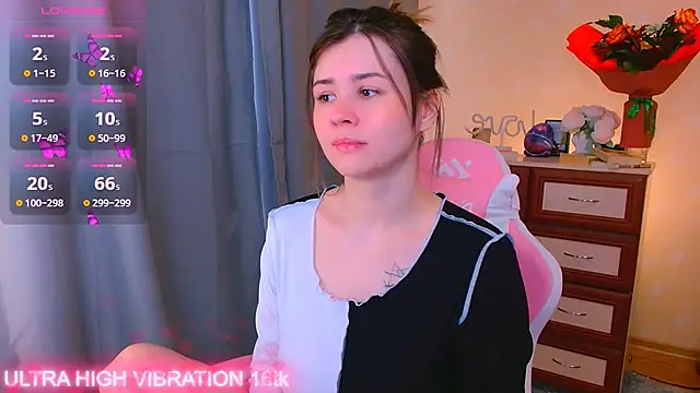 Snapshot of cutie_mili chatting on September 30, 2025, 6:52 am cutie mili online show from September 30, 2025, 6:52 am