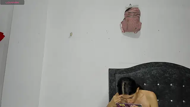 fridasr 3 online show from December 7, 2024, 5:26 pm