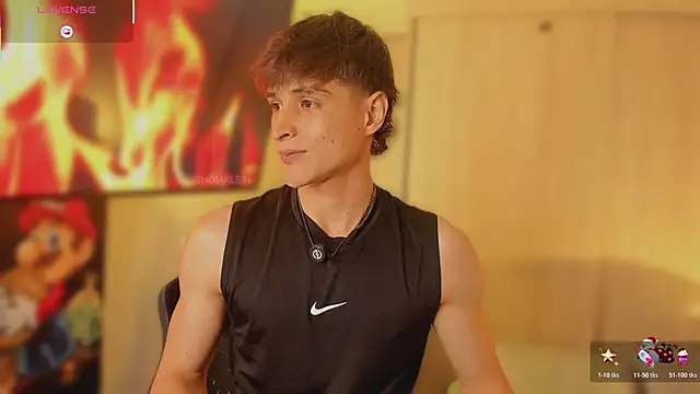 Snapshot of thomklein chatting on December 4, 2025, 6:29 pm thomklein online show from December 4, 2025, 6:29 pm