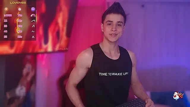 Snapshot of thomklein chatting on November 19, 2025, 9:09 am thomklein online show from November 19, 2025, 9:09 am