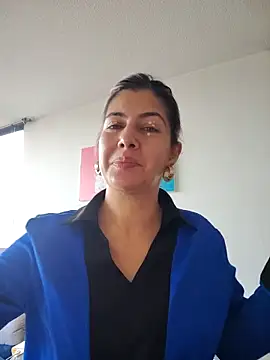 Snapshot of scarlett_moore chatting on October 18, 2025, 12:51 pm scarlett moore online show from October 18, 2025, 12:51 pm