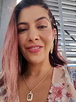 Snapshot of scarlett_moore chatting on November 8, 2025, 2:20 pm scarlett moore online show from November 8, 2025, 2:20 pm