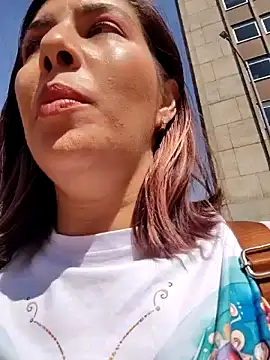 Snapshot of scarlett_moore chatting on December 15, 2025, 3:07 pm scarlett moore online show from December 15, 2025, 3:07 pm