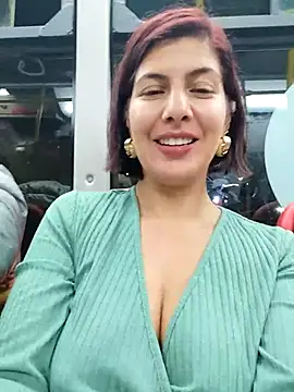 Snapshot of scarlett_moore chatting on March 17, 2025, 12:53 am scarlett moore online show from March 17, 2025, 12:53 am