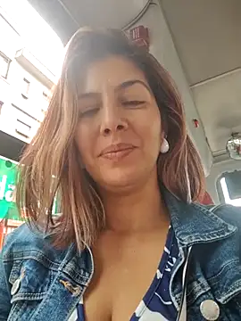 Snapshot of scarlett_moore chatting on September 18, 2025, 3:48 pm scarlett moore online show from September 18, 2025, 3:48 pm