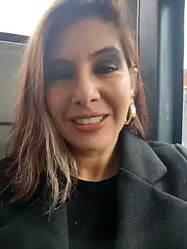 Snapshot of scarlett_moore chatting on September 27, 2025, 2:01 pm scarlett moore online show from September 27, 2025, 2:01 pm