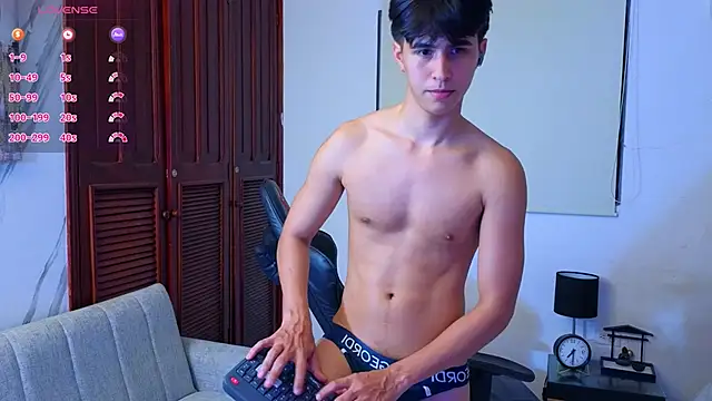 Snapshot of carl_dixon chatting on September 10, 2025, 5:39 am carl dixon online show from September 10, 2025, 5:39 am