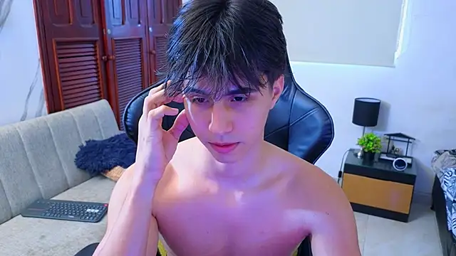 Snapshot of carl_dixon chatting on December 15, 2025, 1:28 pm carl dixon online show from December 15, 2025, 1:28 pm