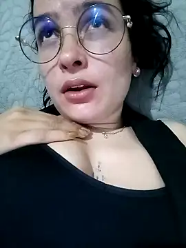 EmilySwaan online show from January 12, 2025, 3:17 am