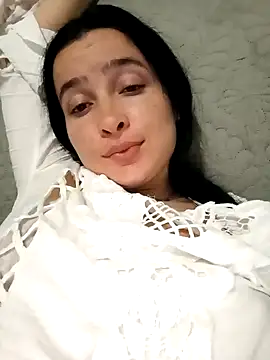 EmilySwaan online show from January 15, 2025, 3:11 am
