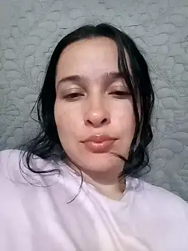 EmilySwaan online show from December 14, 2024, 3:06 am