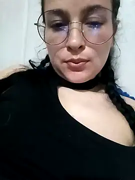 EmilySwaan online show from December 28, 2024, 3:58 am