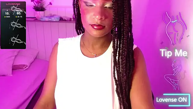 Snapshot of NikitaKiss chatting on October 27, 2025, 7:04 pm NikitaKiss online show from October 27, 2025, 7:04 pm