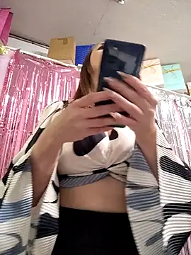 Mia Novikov online show from March 8, 2026, 2:04 am