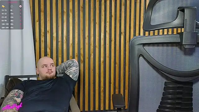 Snapshot of alicepugh chatting on March 20, 2025, 7:57 pm alicepugh online show from March 20, 2025, 7:57 pm