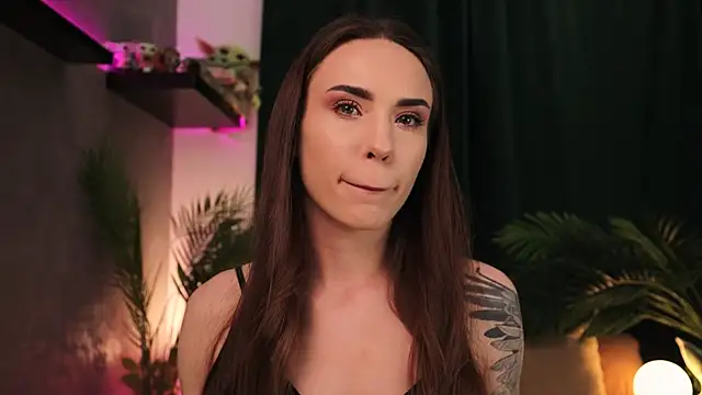 Snapshot of BabyYoda- chatting on March 3, 2025, 5:05 am BabyYoda- online show from March 3, 2025, 5:05 am