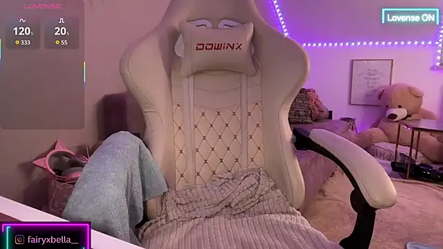 Snapshot of xxbabyxgiiirlxx chatting on October 4, 2025, 8:27 am xxbabyxgiiirlxx online show from October 4, 2025, 8:27 am