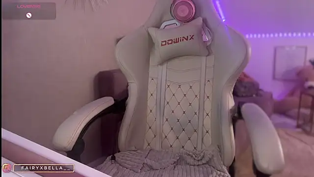 Snapshot of xxbabyxgiiirlxx chatting on November 9, 2025, 10:08 am xxbabyxgiiirlxx online show from November 9, 2025, 10:08 am