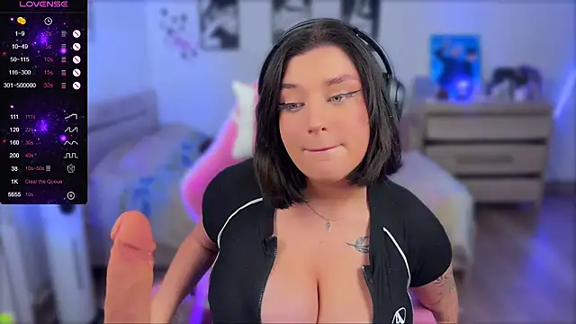 Snapshot of rich_peaches chatting on March 21, 2025, 8:08 pm rich peaches online show from March 21, 2025, 8:08 pm