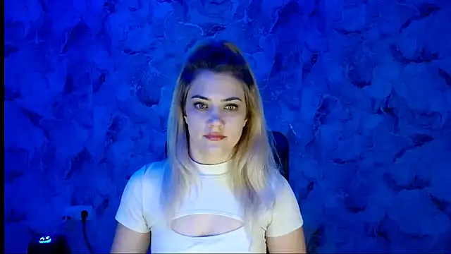 Snapshot of nika_gold1 chatting on December 15, 2025, 1:06 pm nika gold1 online show from December 15, 2025, 1:06 pm