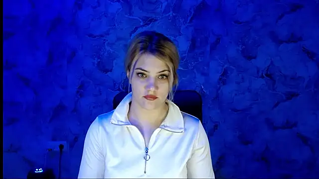 Snapshot of nika_gold1 chatting on January 14, 2026, 3:59 pm nika gold1 online show from January 14, 2026, 3:59 pm