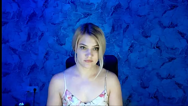 Snapshot of nika_gold1 chatting on January 13, 2026, 8:24 pm nika gold1 online show from January 13, 2026, 8:24 pm