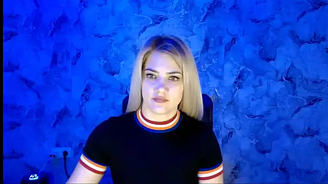 Snapshot of nika_gold1 chatting on December 21, 2025, 1:35 pm nika gold1 online show from December 21, 2025, 1:35 pm