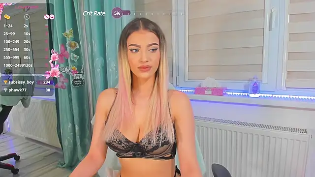 Snapshot of HarleyOuinn chatting on December 21, 2024, 9:36 pm HarleyOuinn online show from December 21, 2024, 9:36 pm