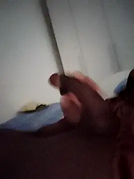 Snapshot of maycon767 chatting on December 18, 2025, 4:11 pm maycon767 online show from December 18, 2025, 4:11 pm