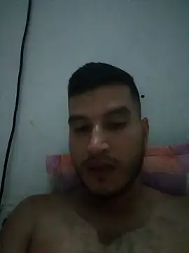 Snapshot of come_burra chatting on April 1, 2026, 1:41 am come burra online show from April 1, 2026, 1:41 am