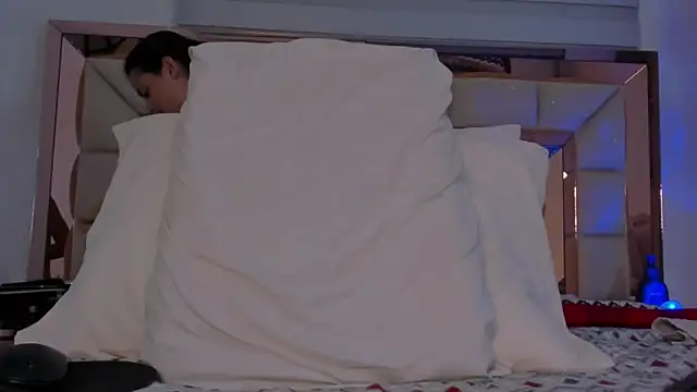 violetta-brown1 online show from January 29, 2025, 4:36 am